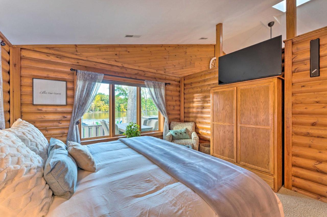 Edgerton Rock River Retreat With Dock And Seasonal Pool! מראה חיצוני תמונה