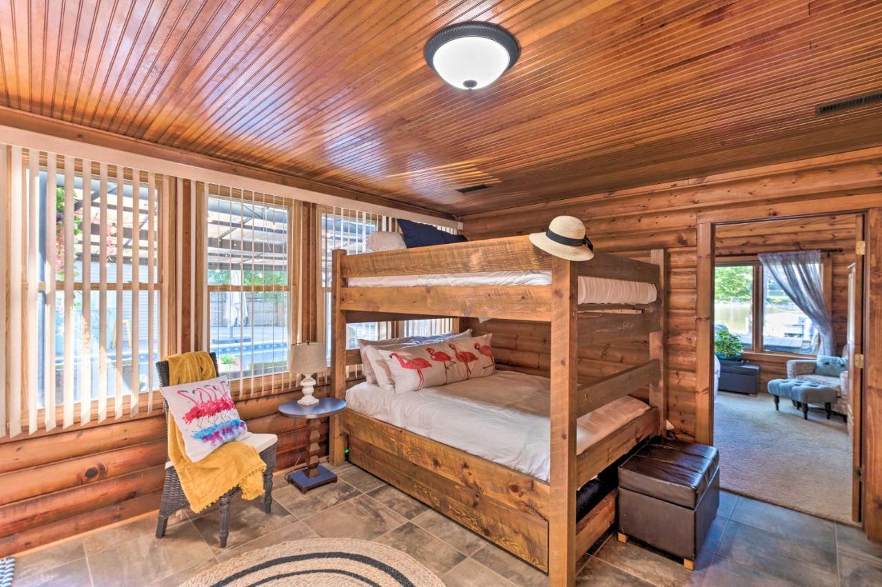 Edgerton Rock River Retreat With Dock And Seasonal Pool! מראה חיצוני תמונה