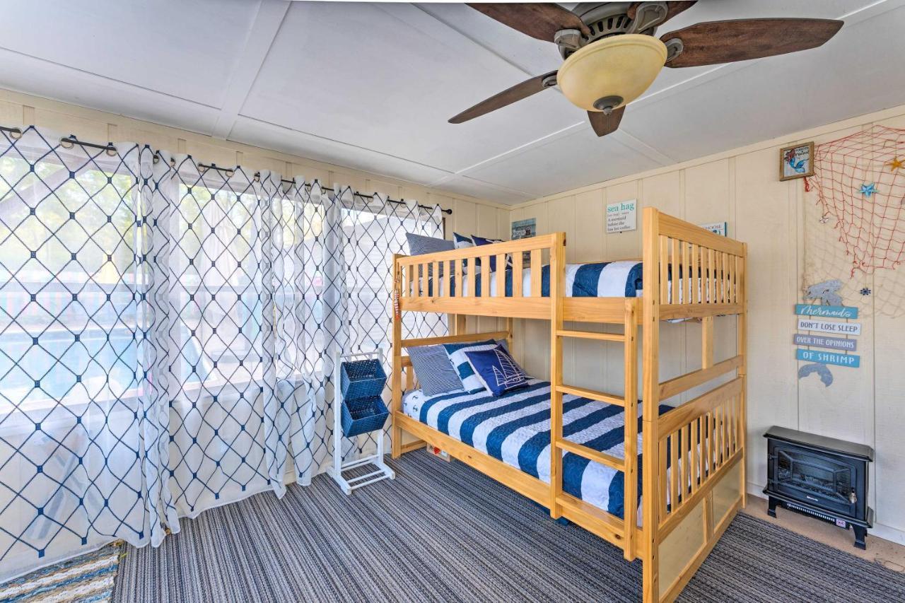 Edgerton Rock River Retreat With Dock And Seasonal Pool! מראה חיצוני תמונה