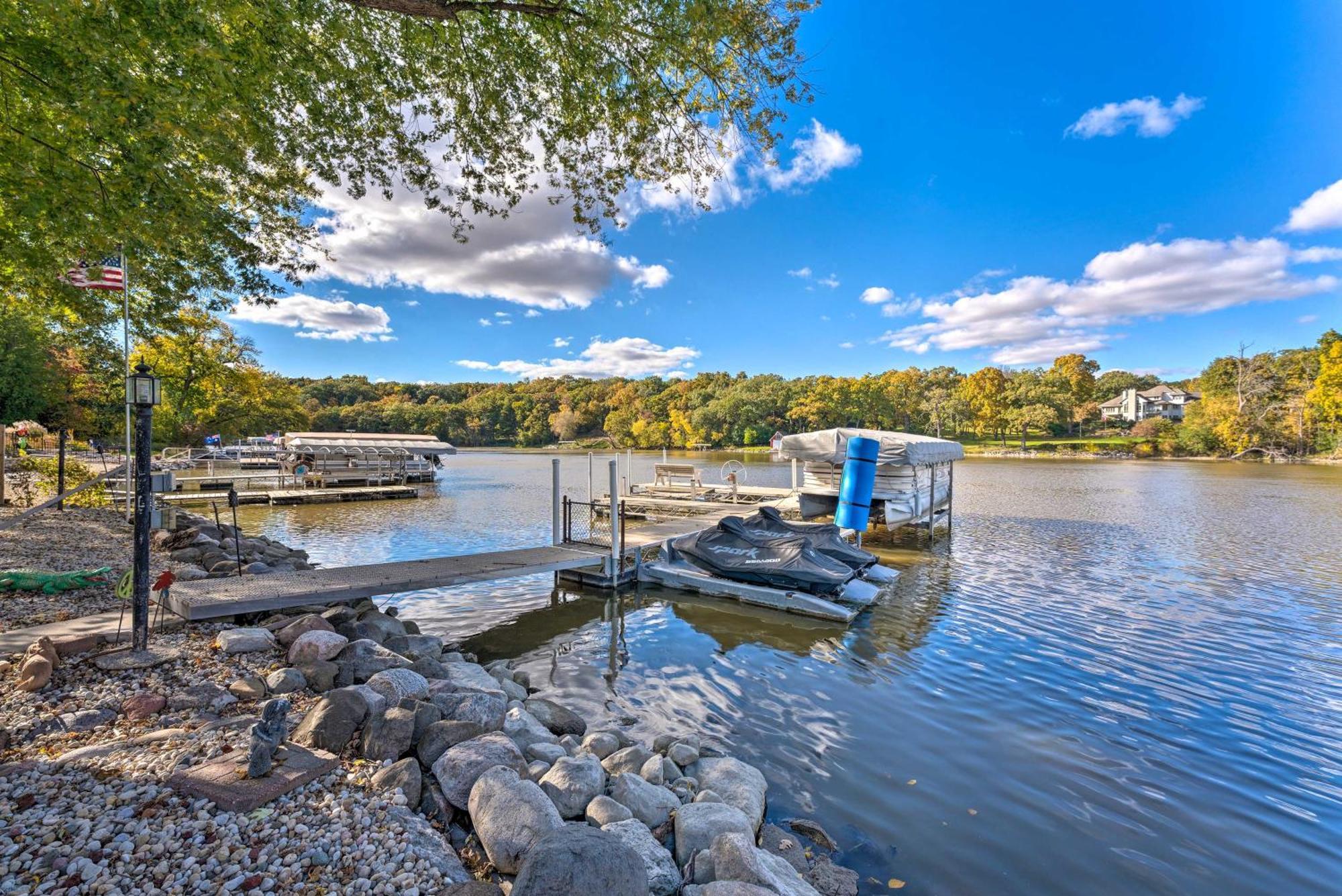 Edgerton Rock River Retreat With Dock And Seasonal Pool! מראה חיצוני תמונה